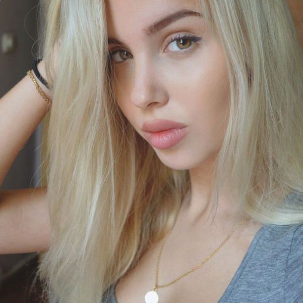 An Israeli Blonde Bombshell Who Is Making Waves on the Internet