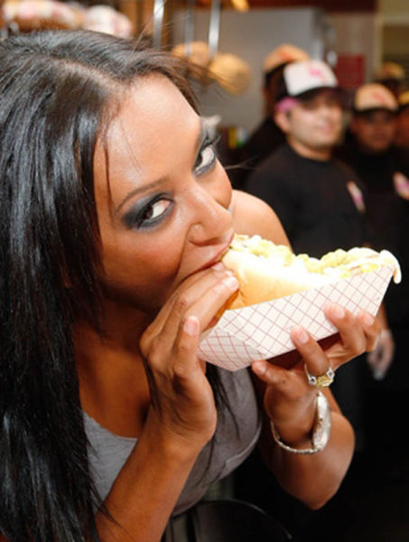 Hot Dog Eating Girls Are Hot