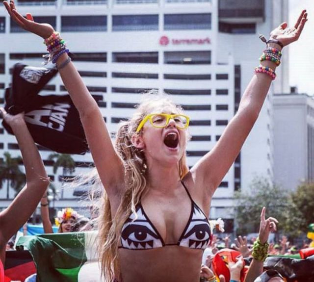 grownup corner 54 pics 7 gifs 26.html - 54 HD GIF | Premium Gallery 2015