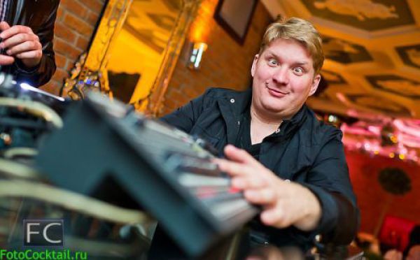 Russian Clubs: Where Weird Meets Beautiful