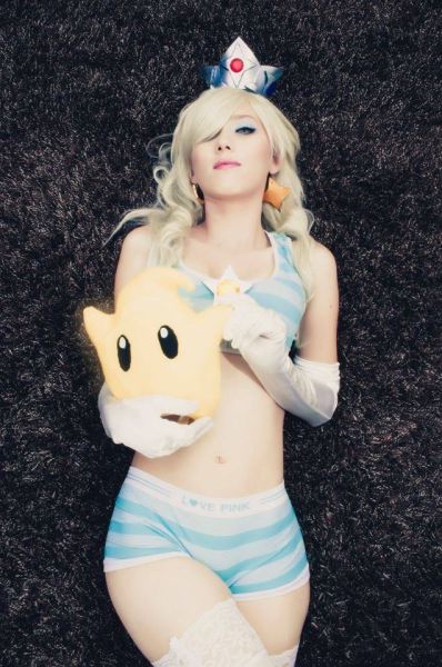 The Sexy Cosplay Girls of Every Nerd