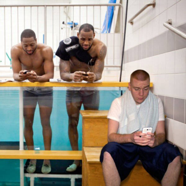 This Dude Has a Lot of Celebrity Friends