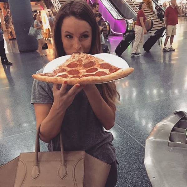 Girls Give Gluten-Free the Middle Finger