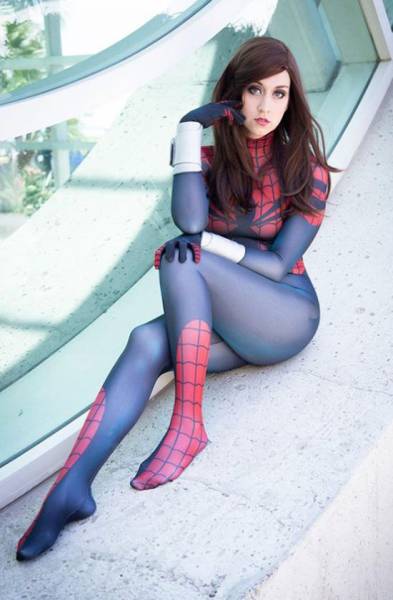 The Cute and Sexy Girls of Cosplay