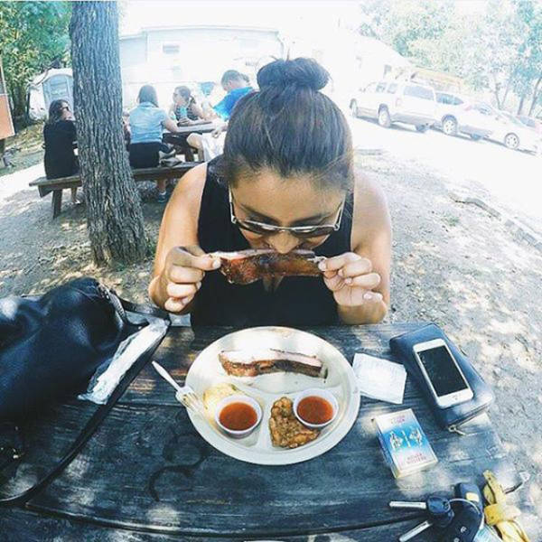 Some Hot Ladies Tuck into Some BBQ