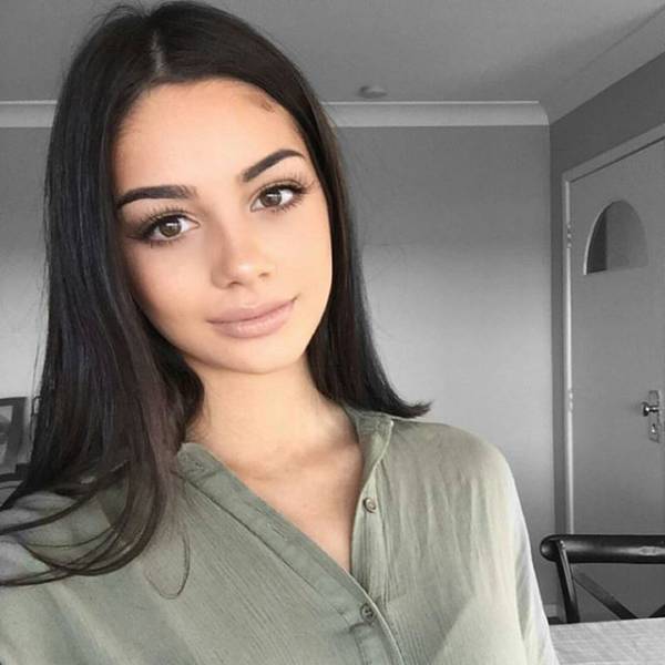 Naturally Beautiful Girls