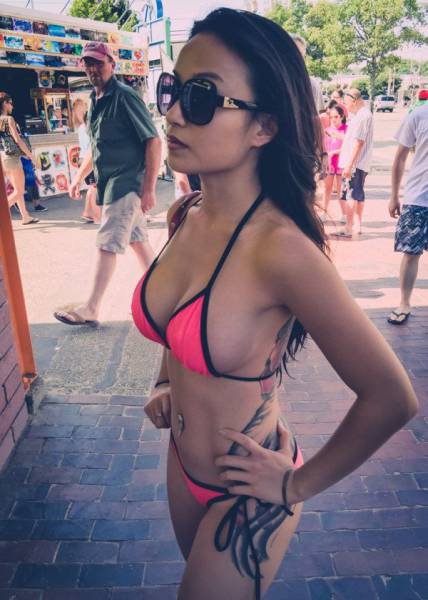 Girls in Bikinis are a Hot Combination