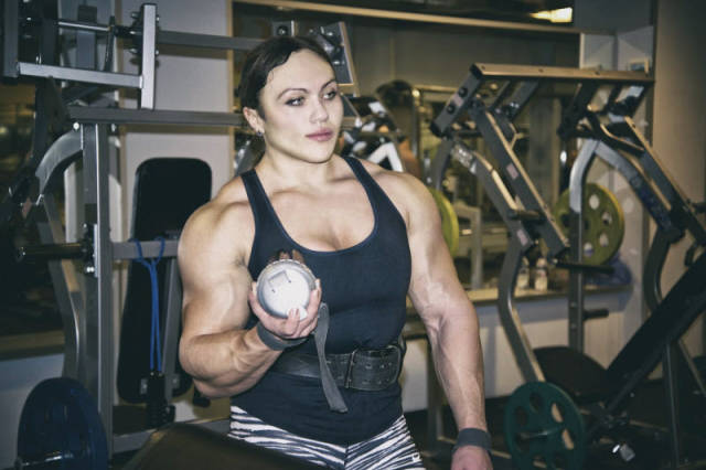 Bodybuilding Makes Women Look Like Men