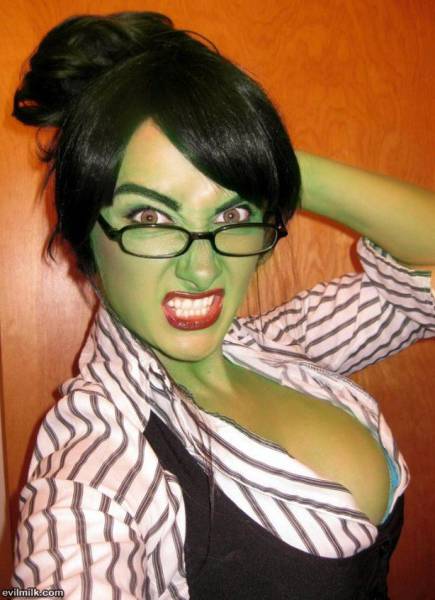 The Sexy Cosplay Girls of Every Nerd