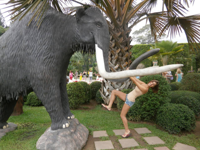 Ketik Novoselova Proves That Going Braless Is Way Better