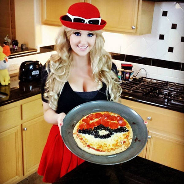 Scream Team’s Angie Is One Dizzyingly Sexy Lady