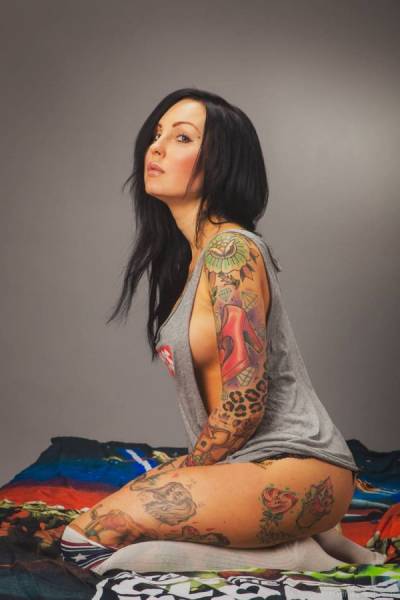 Sexy Girls Who Like Ink