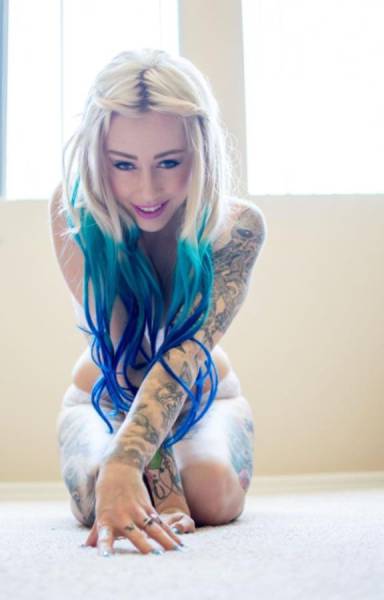 Sexy Girls Who Like Ink