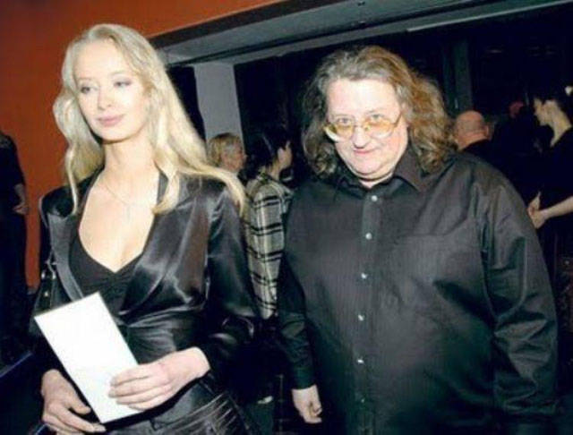 Rich Guys and Their Gorgeous Trophy Wives