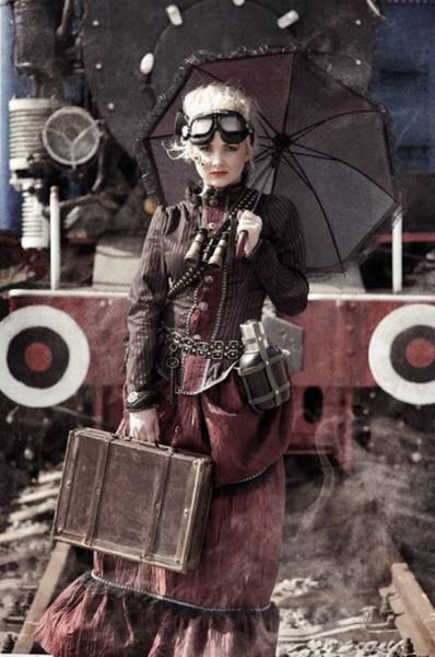 Hot Girls Doing Steampunk Just Right