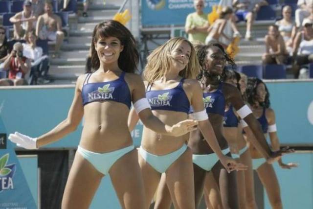 Beach Volley Cheerleaders Are Delicious To Look At