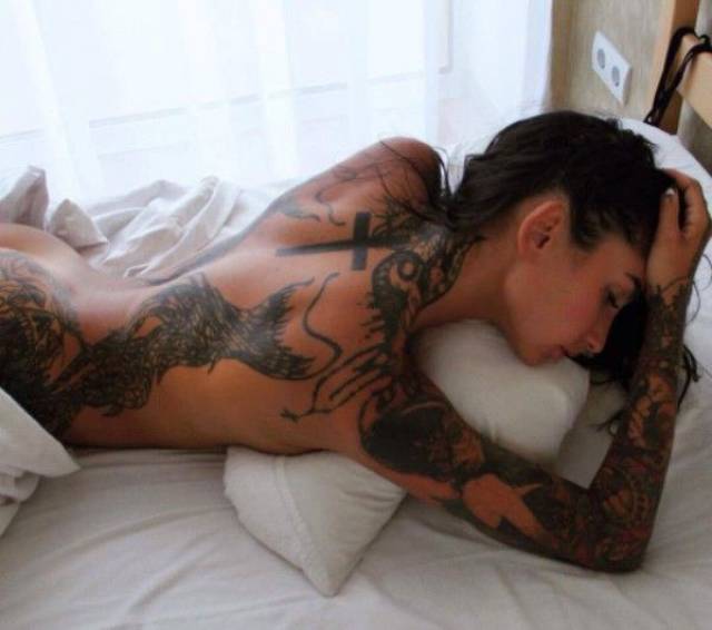 Girls Who Make Tattoos Look Hot