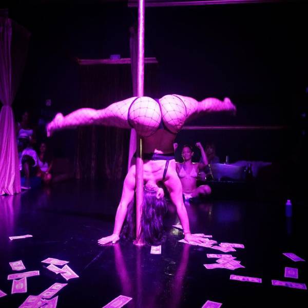 grownup corner 74 pics 18 gifs 21.html - 74 HD GIF | Premium Gallery 2016