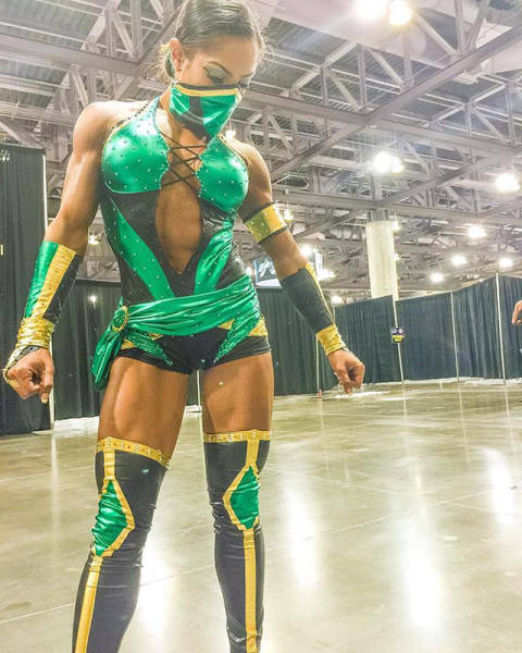 The Sexy Cosplay Girls of Every Nerd