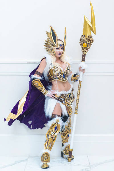 The Sexy Cosplay Girls of Every Nerd