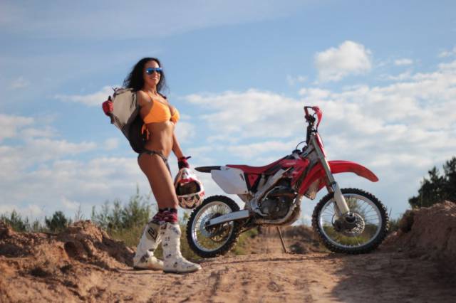 Girls And Bikes: Can It Get Any Hotter?