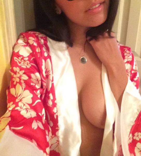 All Girls Should Go Bra-Free