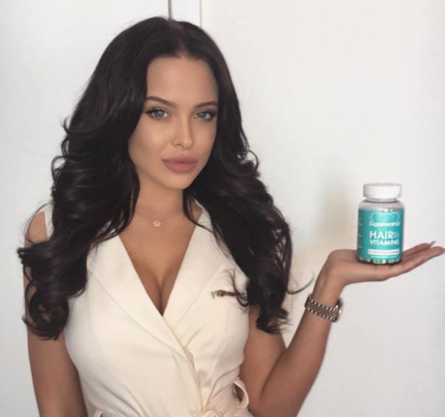 This Model Is Angelina Jolie