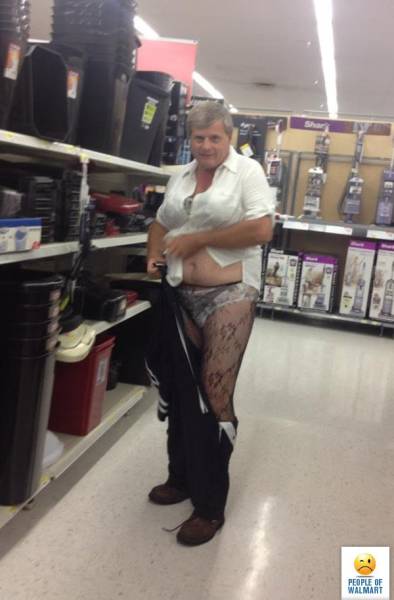 Cringe-Inducing Customers Of Walmart