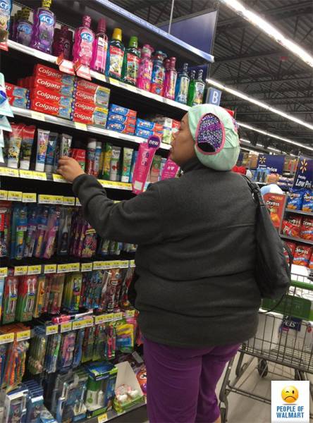 Cringe-Inducing Customers Of Walmart