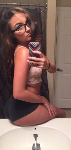 Girls Who Show How Sexy Glasses Can Be