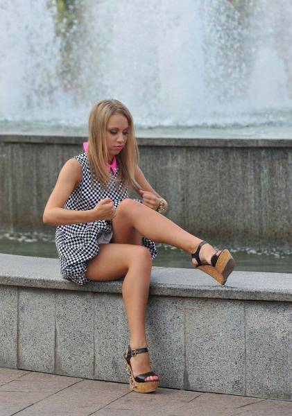 Hot Girls You Meet on the Streets