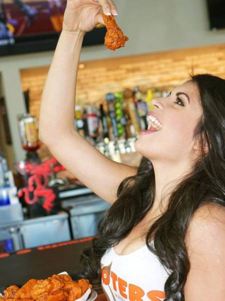 Delicious Hooters Babes