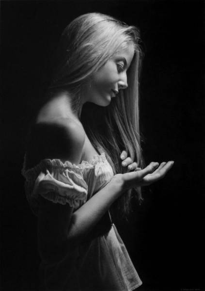 Amazing Hyperrealistic Drawings From Emanuele Dascanio