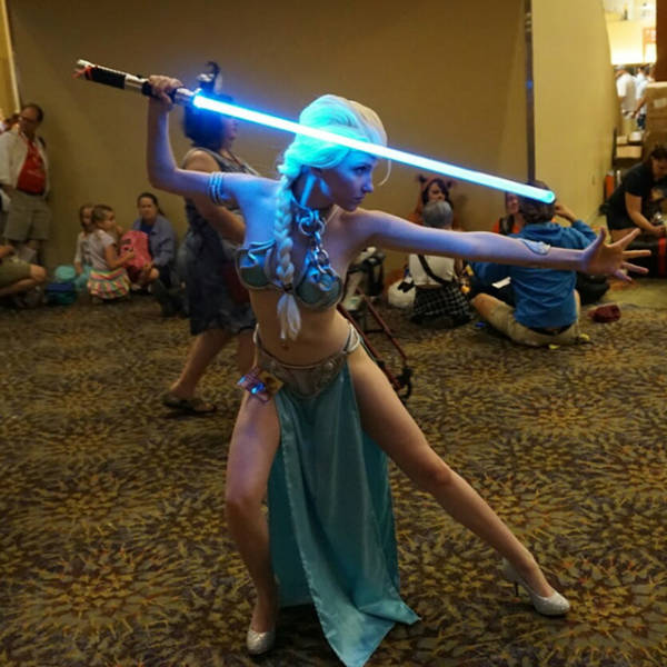 The Sexy Cosplay Girls of Every Nerd