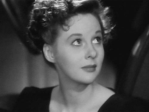 Beautiful And Hypnotizing Women From Back Then