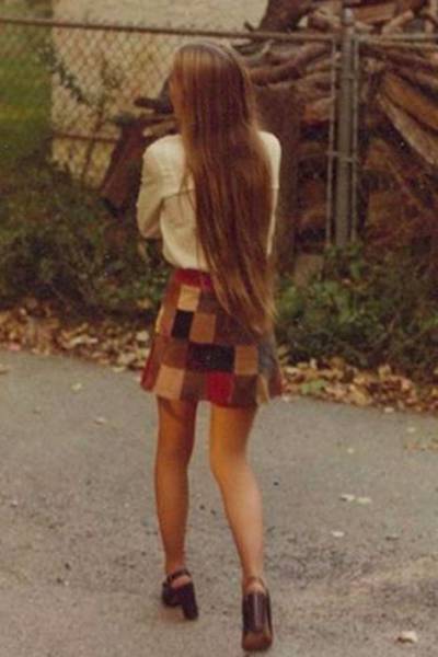 Hot Women From 70s Sure Had Some Style