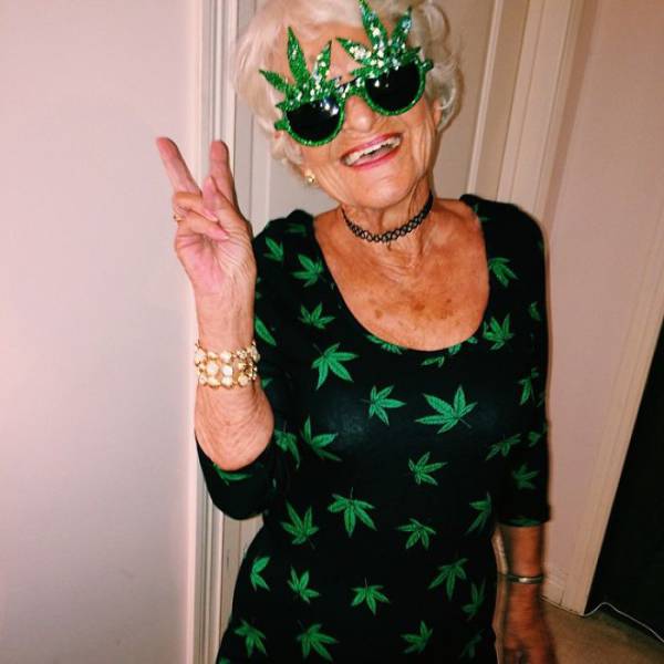 The Most Kick-Ass Granny Strikes Again