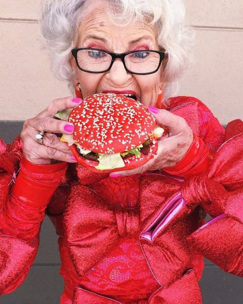 The Most Kick-Ass Granny Strikes Again