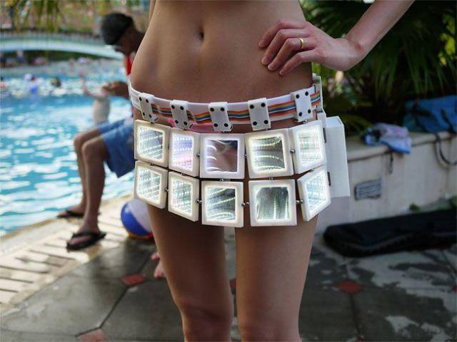 SexyCyborg Is A Tech Savvy Stunner From China