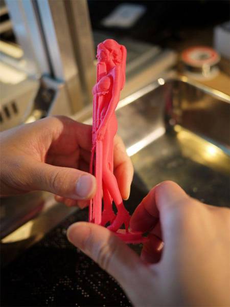 SexyCyborg Is A Tech Savvy Stunner From China