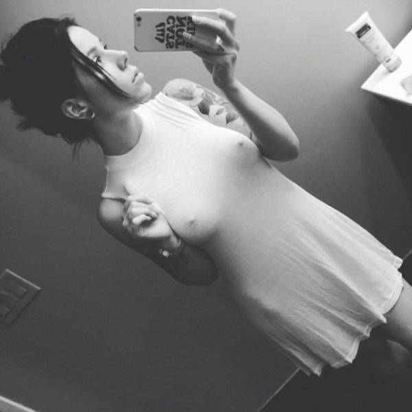 All Girls Should Go Bra-Free