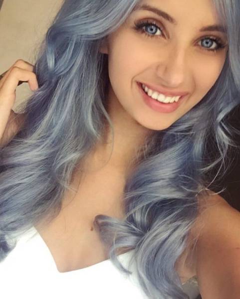 A Super Sexy Danish Student-Politician