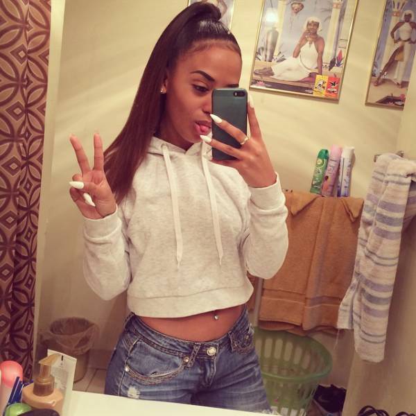 These Beautiful Black Gals Will Make Your Mouth Water