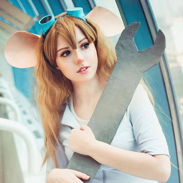 The Sexy Cosplay Girls of Every Nerds Fantasy