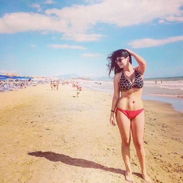 Italian Model Gets Body-Shamed For Having Curves