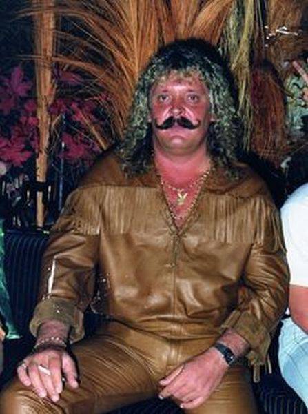 Ghetto Glamor Shots That Are Incredibly Ridiculous