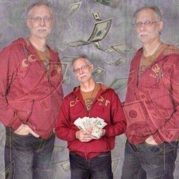 Ghetto Glamor Shots That Are Incredibly Ridiculous