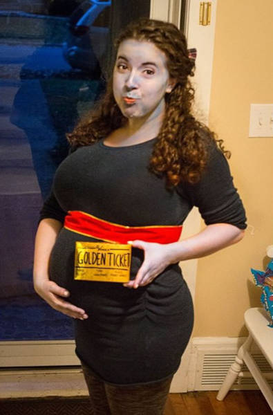 Pregnant Women Who Nailed Their Halloween Costumes