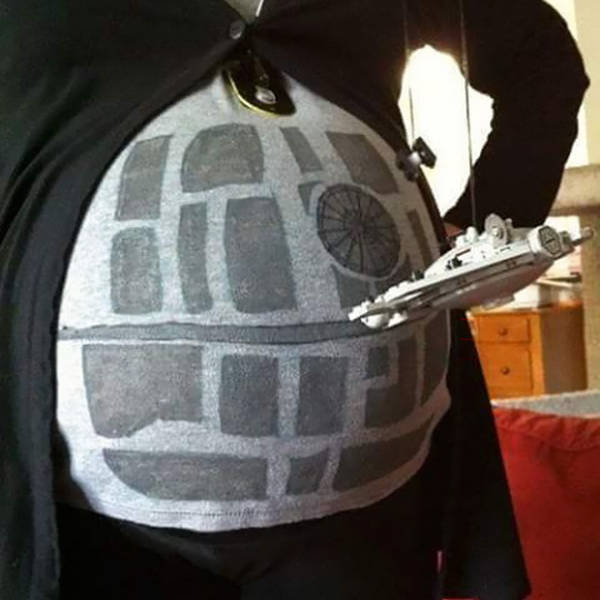 Pregnant Women Who Nailed Their Halloween Costumes