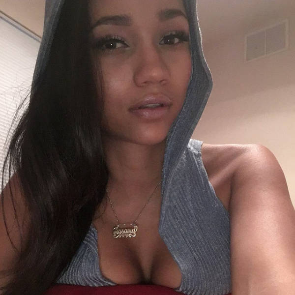 These Black Beauties Are A Real Eye Candy